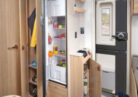 GT75 Messina kitchen and storage