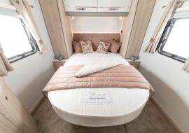 Avante 550 bedroom 1