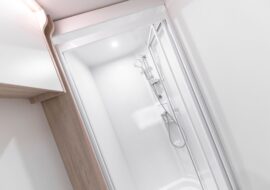 Avante 840 shower