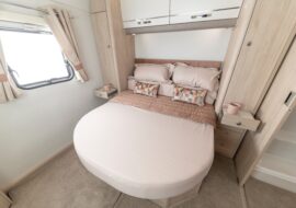 Avante 860 bedroom 1