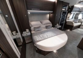 Cruiser bedroom to lounge