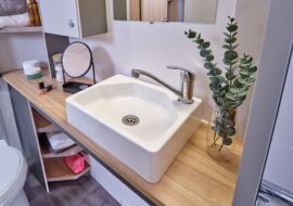 Discovery D4-4 Washroom with new Belfast style basin